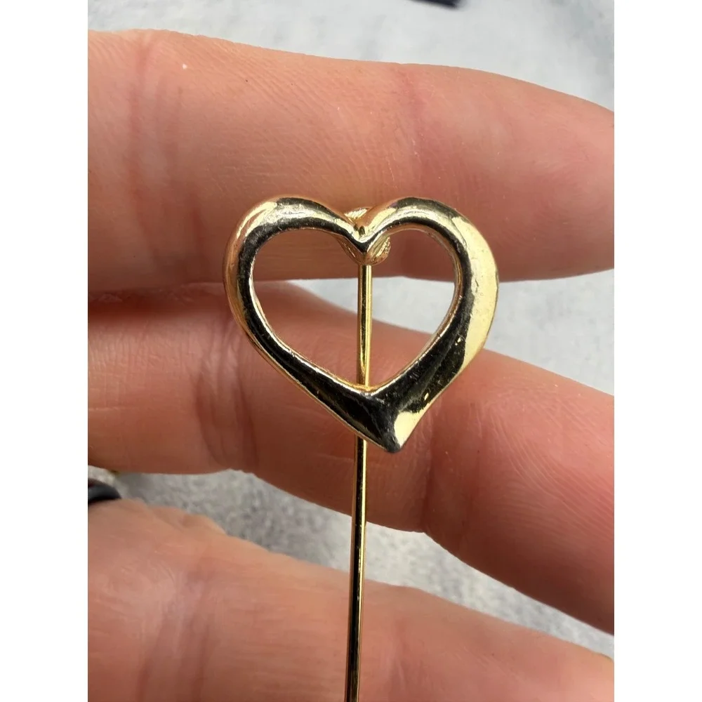 Vintage Brooch Lot Hearts Gold Tone Stuck Pin  Mother of Pearl Initial‎